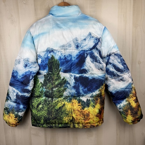 Staple Pigeon Men’s Vernon Puffer Jacket Coat Multicolor Mountain Scene Large - Picture 6 of 13